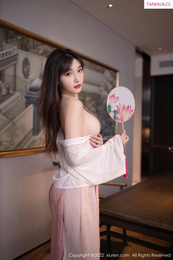 陆萱萱  [XiuRen]高清写真图 2022.09.29 No.5666 陆萱萱第10张图片